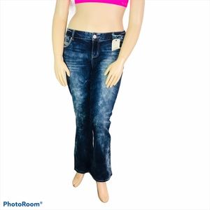 Maurice blue Medium Wash Premium slim Boot size 16